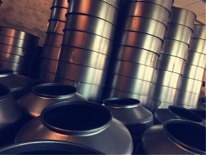 整潔有序車間體現(xiàn)小型攪拌機(jī)廠家生產(chǎn)車間規(guī)范秩序--河北東圣吊索具制造有限公司--小型攪拌機(jī)|石材夾具|液壓堆高車|手動叉車