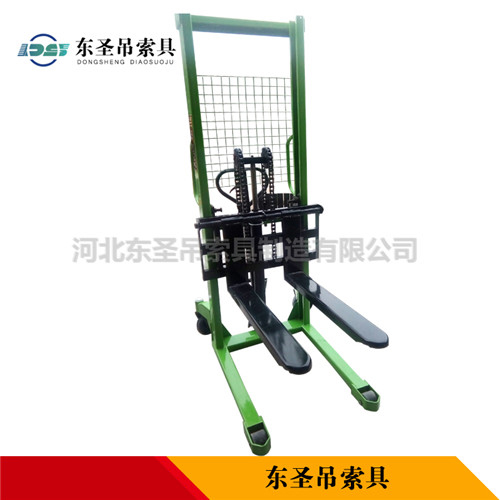 堆高叉車型號規(guī)格大全,可滿足您所有起重需求!--河北東圣吊索具制造有限公司--液壓堆高車|手動叉車|小型攪拌機(jī)|石材夾具