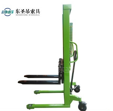 手動液壓堆高叉車--河北東圣吊索具制造有限公司--液壓堆高車|手動叉車|小型攪拌機(jī)|石材夾具 手動液壓堆高叉車--河北東圣吊索具制造有限公司--液壓堆高車|手動叉車|小型攪拌機(jī)|石材夾具