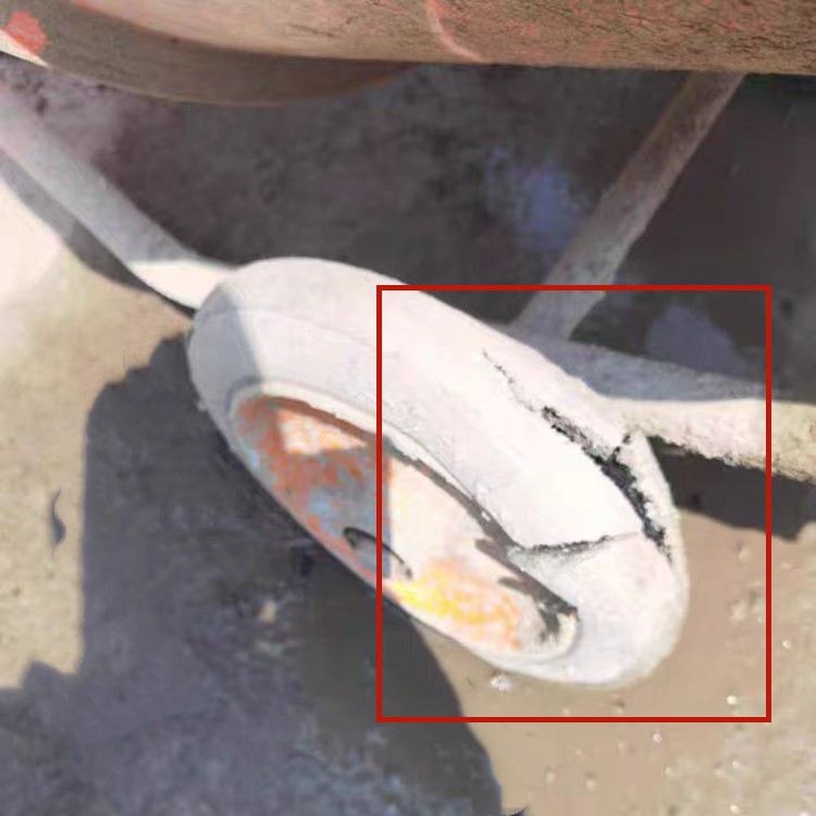 質(zhì)量不好的小型混凝土攪拌機(jī)實心輪胎